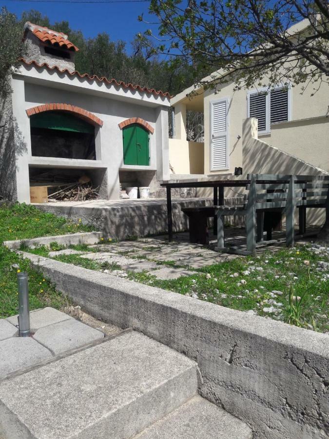 Apartment Mate Starigrad Paklenica Esterno foto